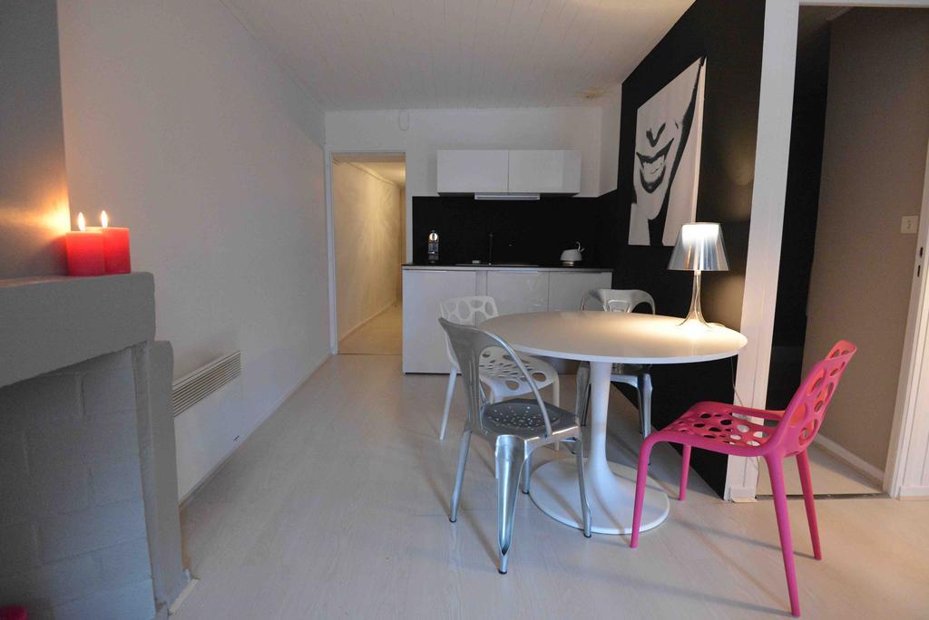 "Un Lieu Unique" Le Cozy Apartment Annecy Bilik gambar